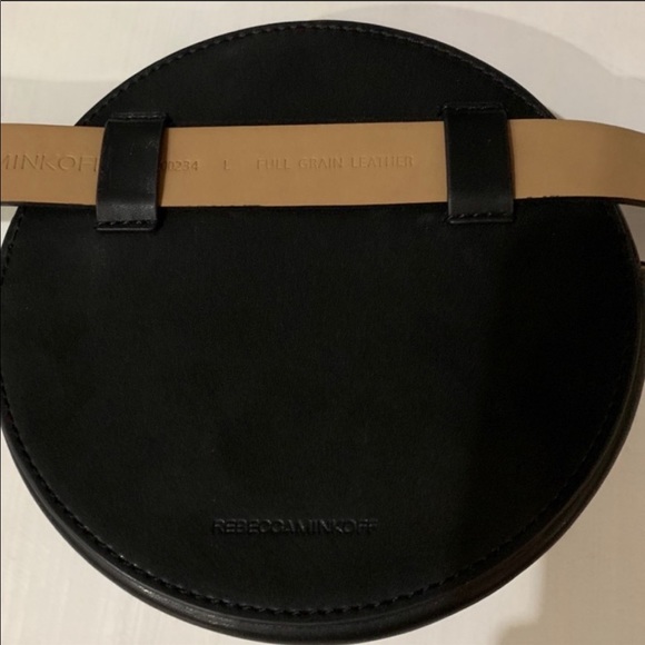 📌 Rebecca Minkoff “Lucy” Leather belt/cross bag - Picture 3 of 3